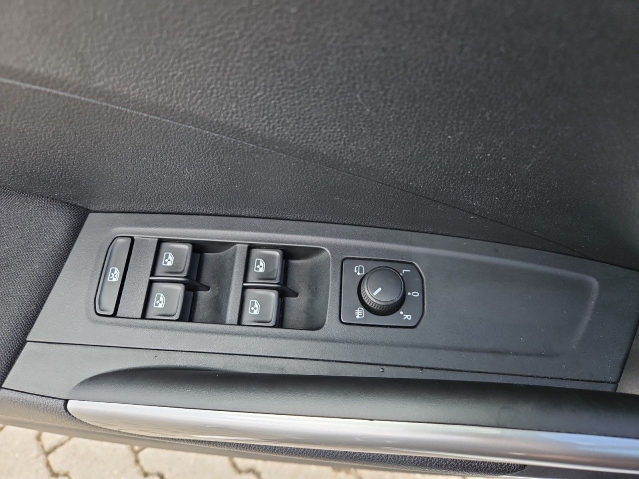 Fahrzeugabbildung SKODA Fabia TSI Style 81 kW LED/NAVI/ACC/SHZ/LHZ