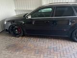 Audi RS4 4.2 quattro Avant - - Audi RS4