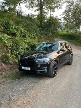 BMW X5 F15 XDrive30d - BMW X5 Gebrauchtwagen in Augsburg