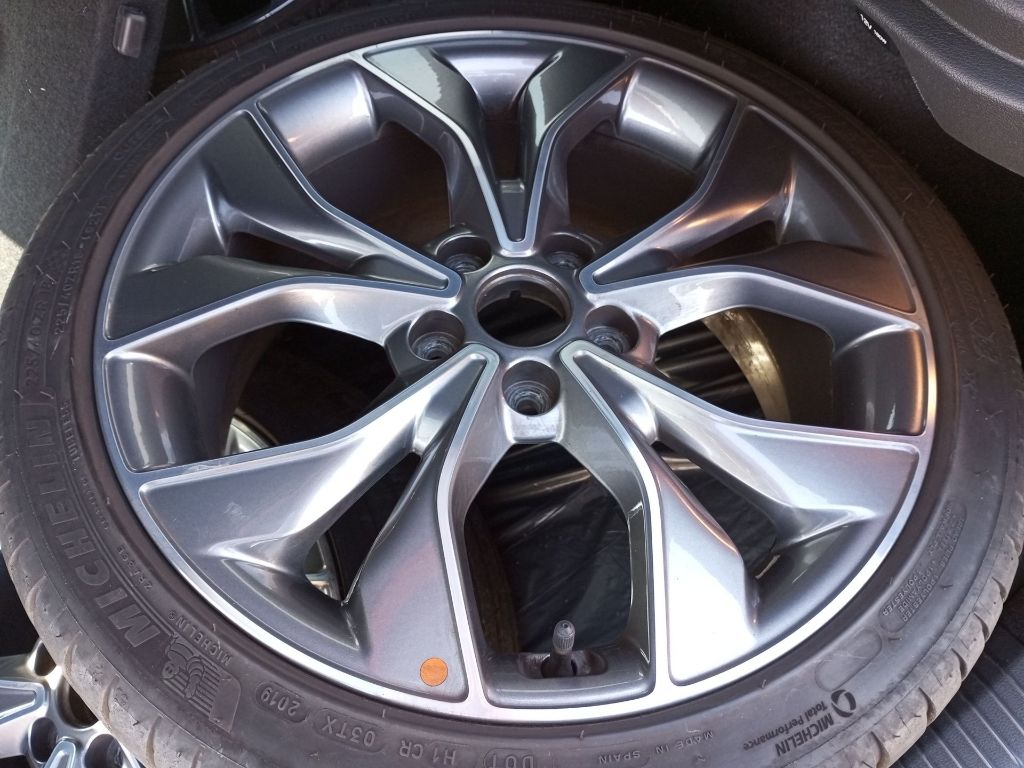 Fahrzeugabbildung Hyundai i30 1.4 Turbo M/T N-LINE Komfortpaket + Navi