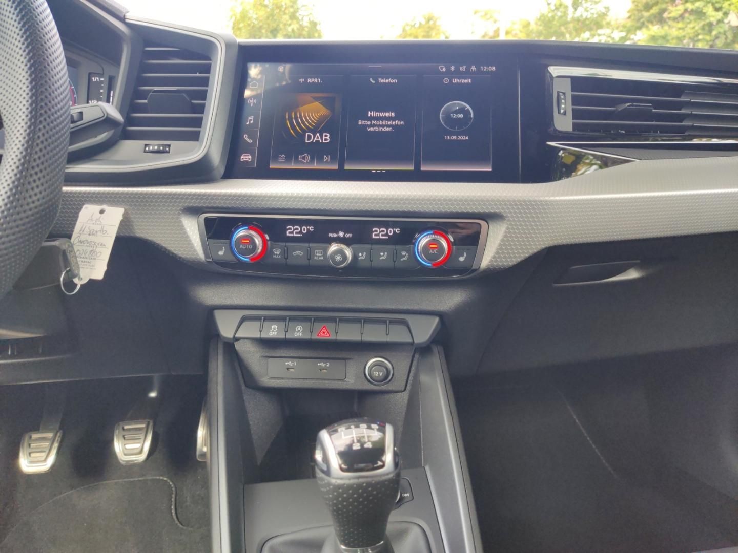 Fahrzeugabbildung Audi A1 Sportback S line 25 TFSI GRA SHZ PhoneBox