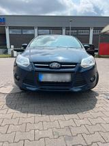 Ford Focus EcoBoost, Niedriger Verbrauch, ... - mit Benzin-Antrieb: Verbrauch