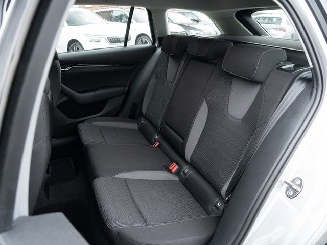 Octavia Combi 2.0 TDI Ambition DSG