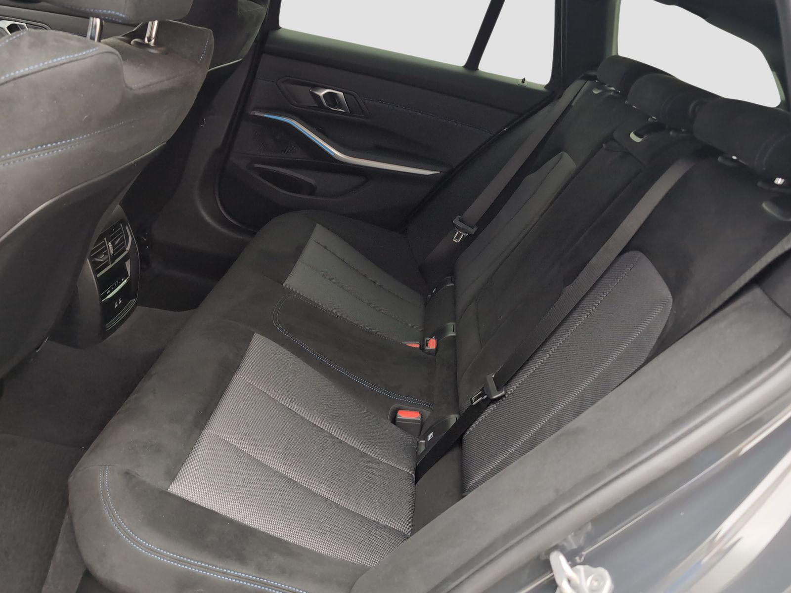 BMW 320 - Bild 9