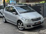 Mercedes-Benz A 170 *AUTOMATIK*144TKM*KLIMA*SZHZ*NAVI*PDC* - gebrauchte Mercedes-Benz A 170 aus dem Jahr 2005