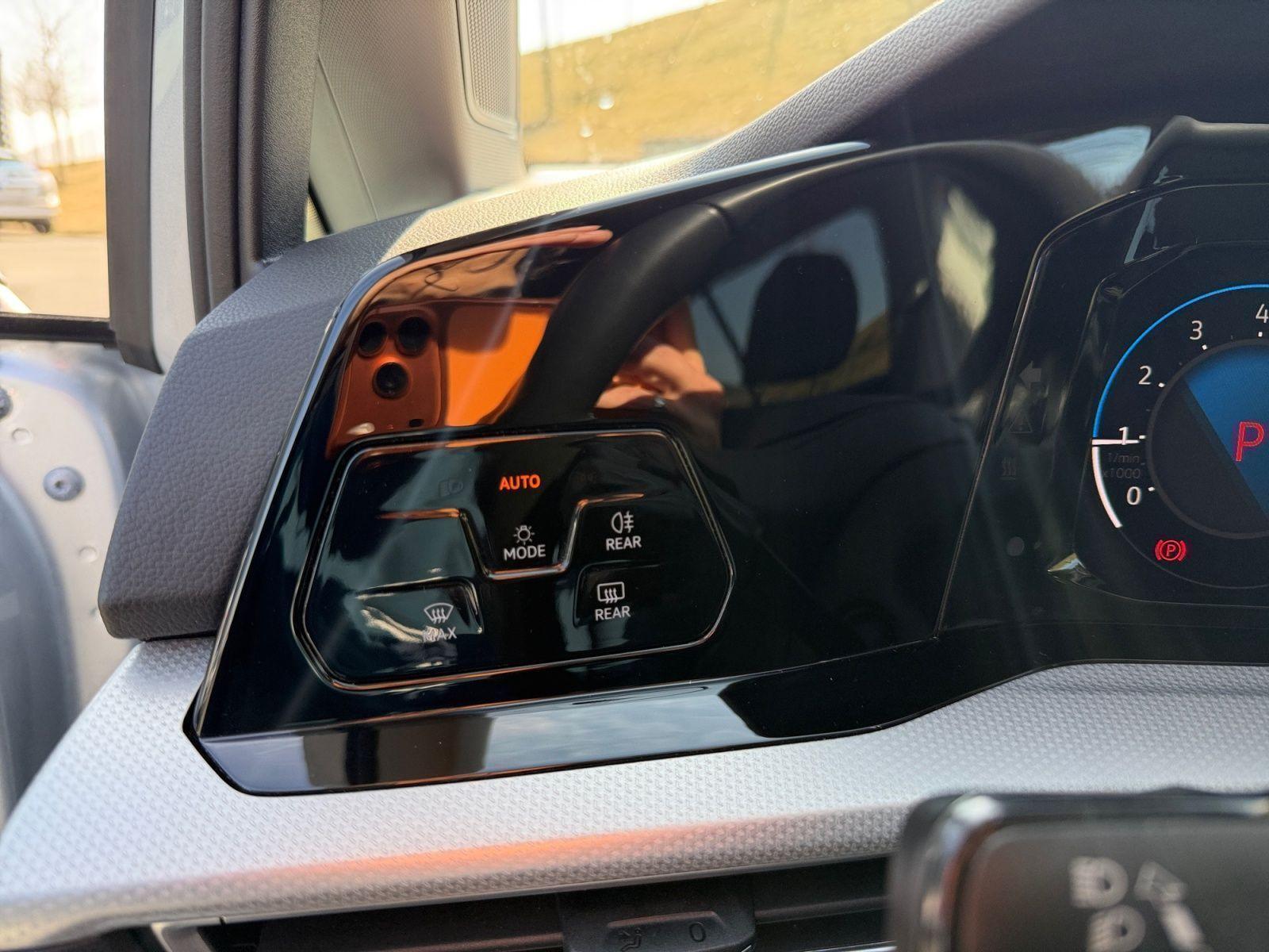 Volkswagen Golf VII 1.0 eTSI DSG MOVE LED+NAV+ACC+SHZ+2xPDC, миниатюра 17