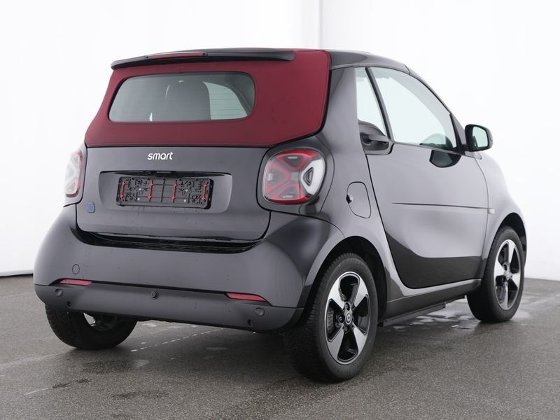 Fahrzeugabbildung Smart EQ passion 22KW+WINTER.P+ALLWETTER+LED+CARPLAY