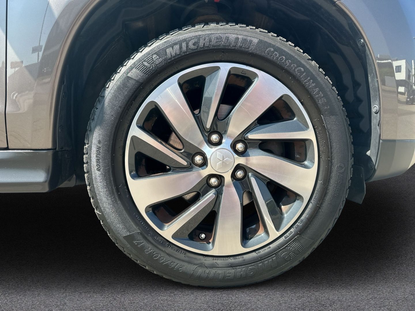 Fahrzeugabbildung Mitsubishi ASX Kollektion 2WD MIVEC 1.6 Klassik + Klimaauto