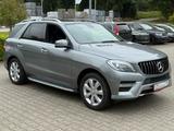 Mercedes-Benz ML 350 CDI BlueTec Garantie* AMG-Paket* Leder* - Mercedes-Benz ML 350: Bluetec