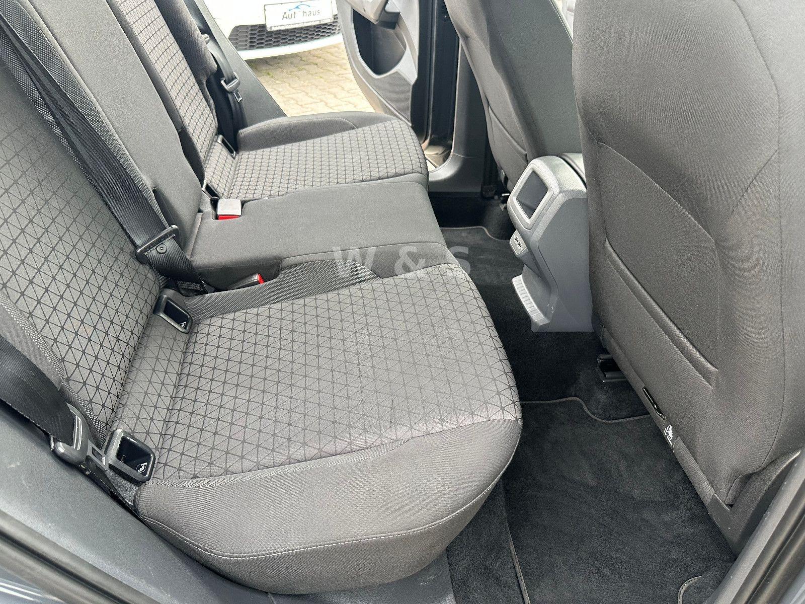 Volkswagen T-Cross Life*1-HAND*APPLE-CAR*AHK*