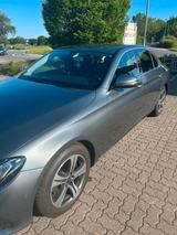 Mercedes-Benz E 200 Automatic - Mercedes-Benz: Automatic