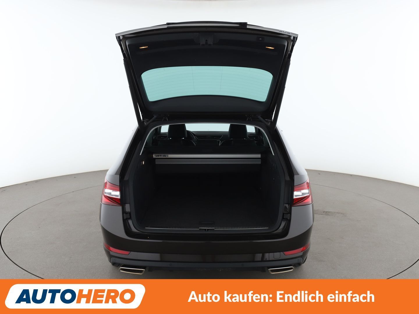 Skoda Superb 2.0 TSI Laurin & Klement 4x4 Aut NAVI CAM foto 17