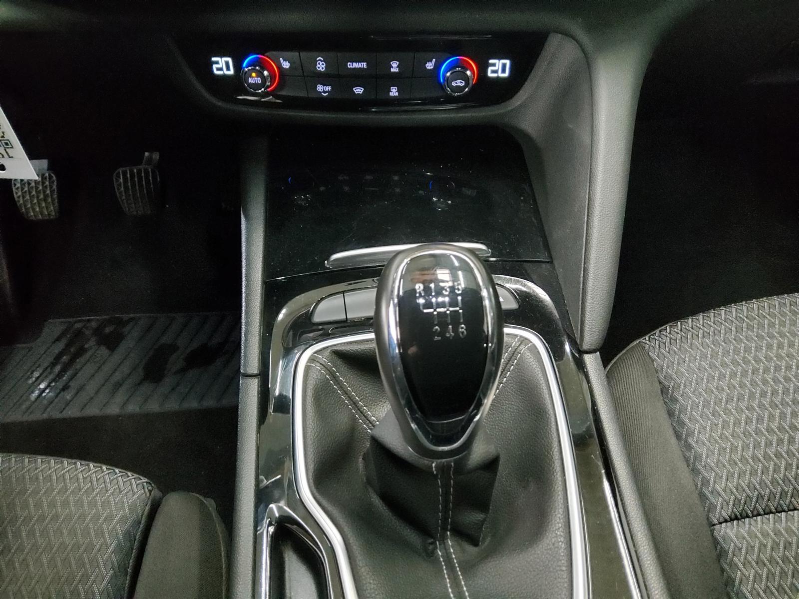 Opel Insignia ST 2.0 D Elegance Navi LED DAB AHK