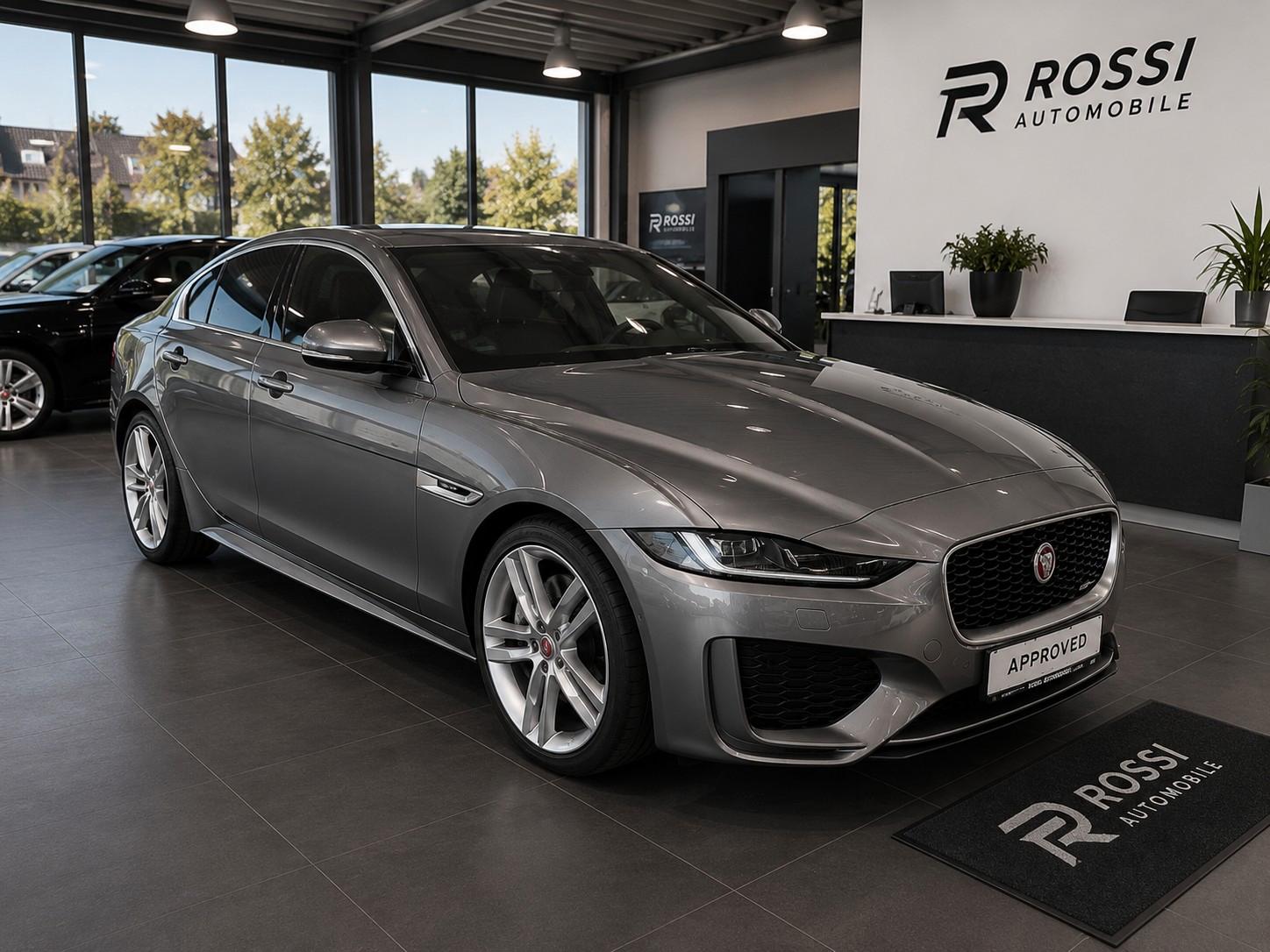 Jaguar XE R-Dynamic SE AWD