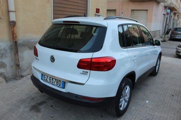 Volkswagen Tiguan - 4