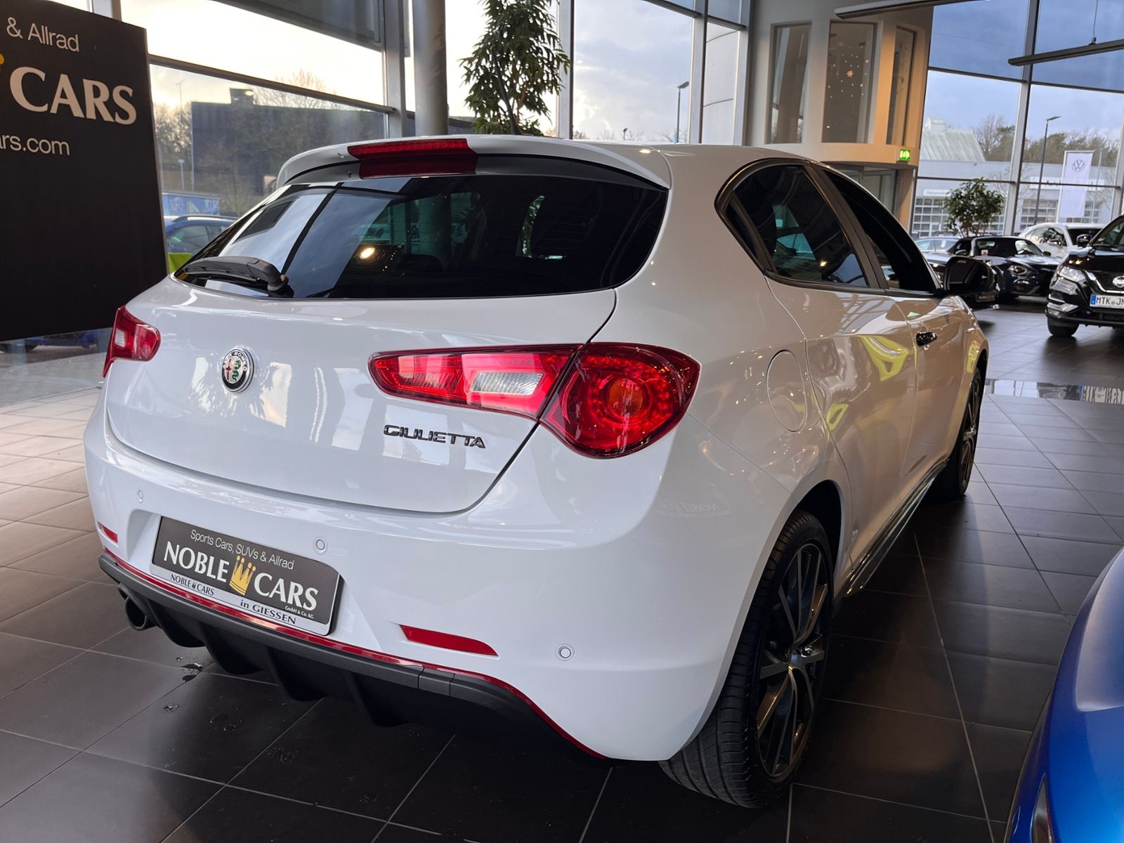 Fahrzeugabbildung Alfa Romeo Giulietta Sprint FINAL EDIT. NAV PDC SHZ