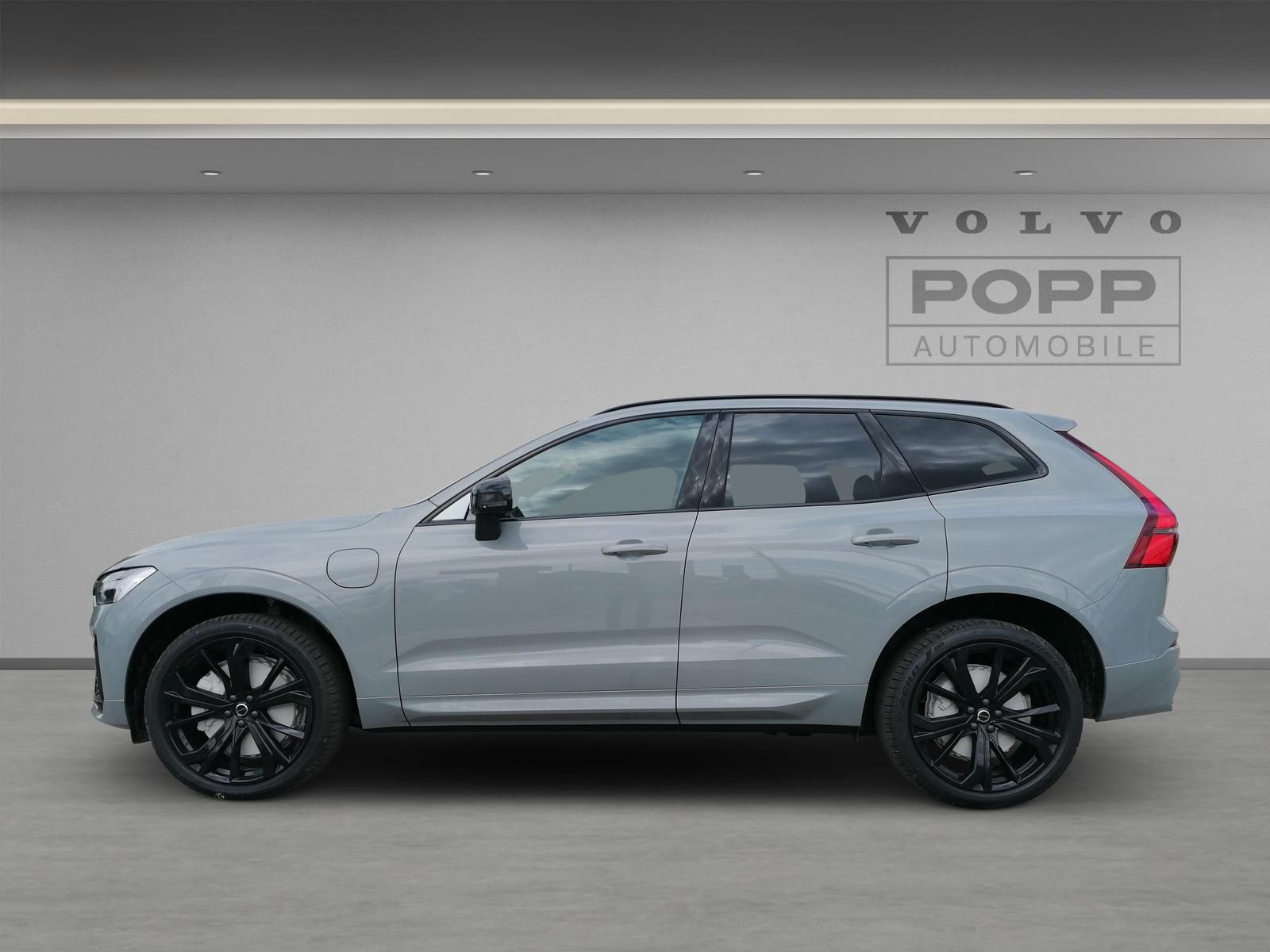 Volvo XC60 T8 AWD Plus Black Edition FACELIFT 21" H&K imagem 2