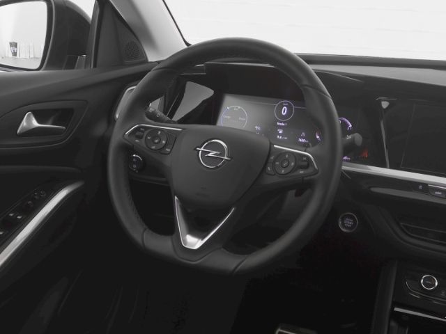 Grandland GSe PHEV 4X4 AT+AHK+NAVI+360 GRAD KAME