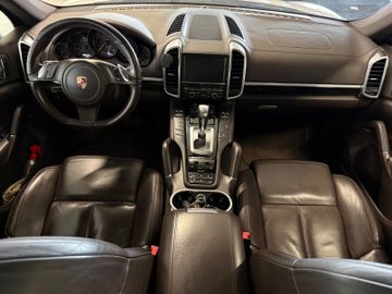 Porsche Cayenne - 10