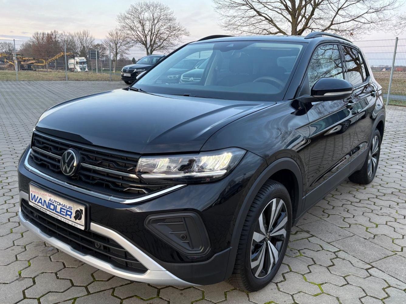Volkswagen T-Cross 1.0 TSI 85 kW Life, AHK, Navi, Kamera