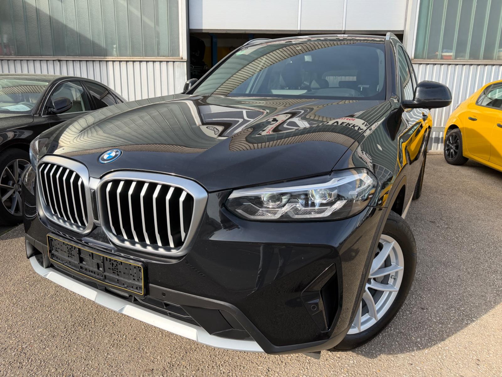 BMW X3 xDrive 30 e Head-up/SHZ/AHK