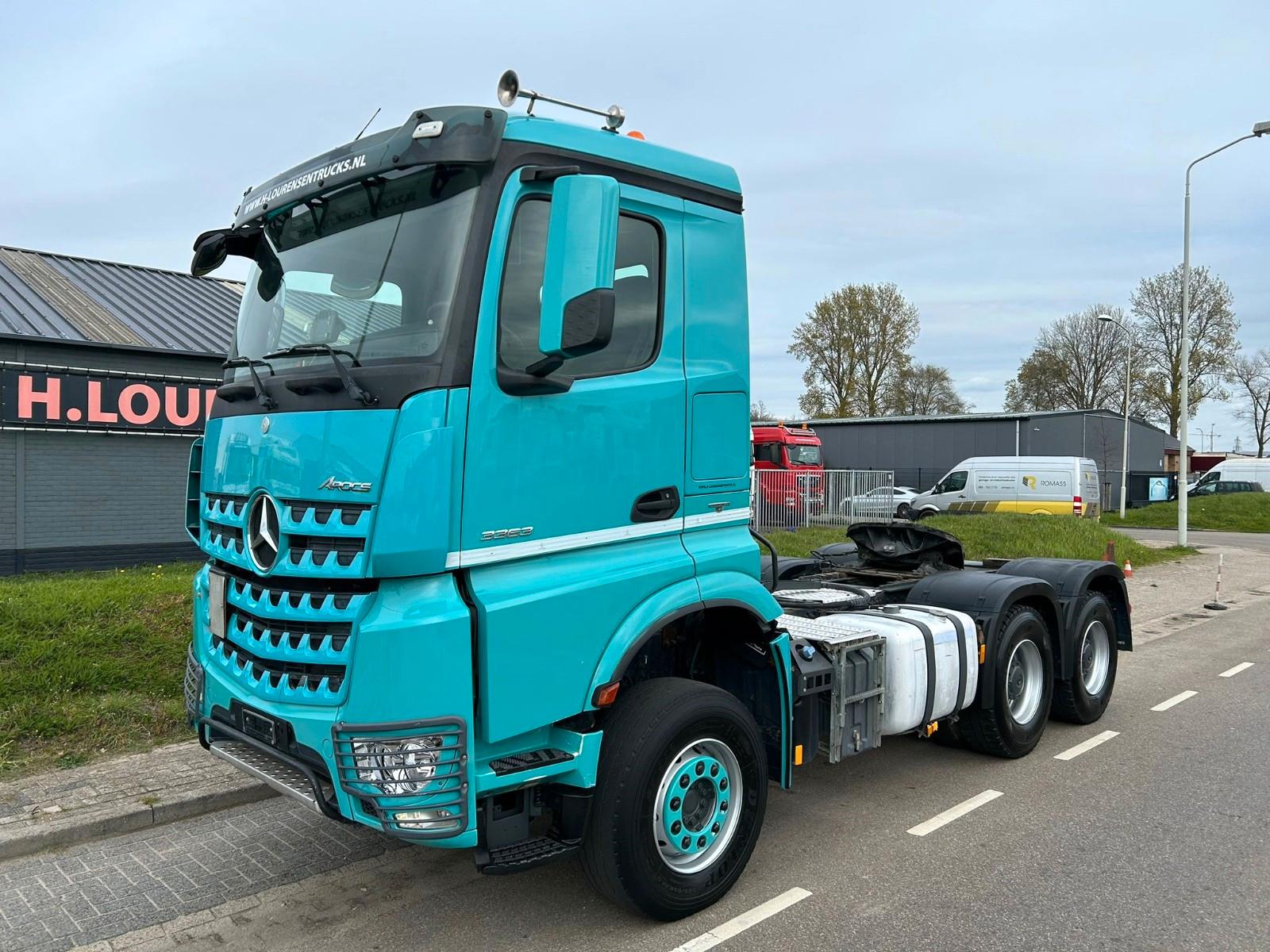 Mercedes-Benz AROCS 3363  6X4  RETARDER-FULL  BLATT-KLIMA-E6