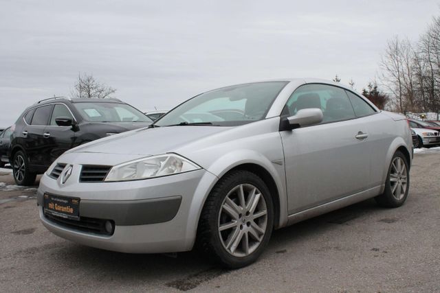 Renault Megane 2,0Dynamique KLIMATR LEDER TÜV NEU