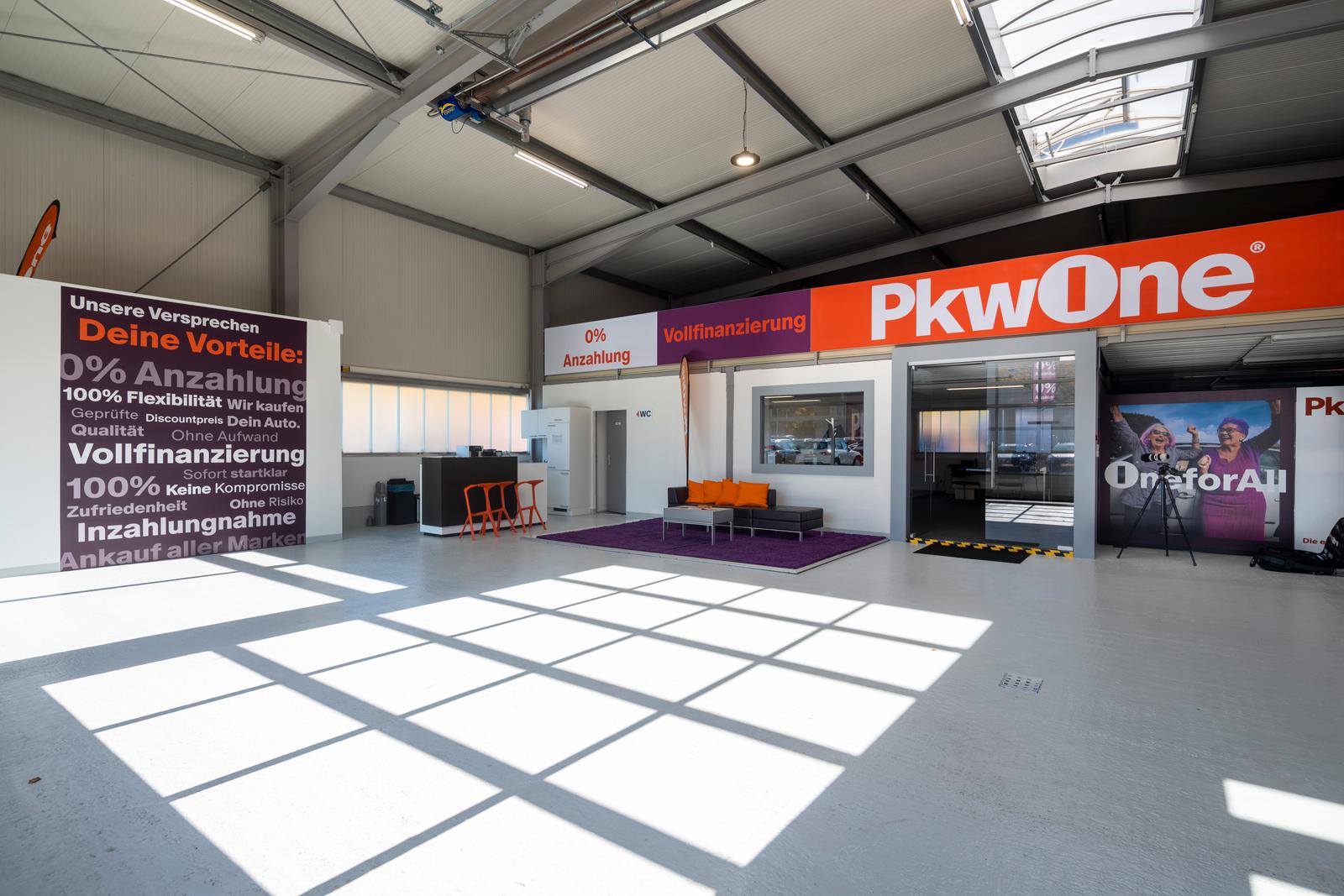 showroom-image-bottom