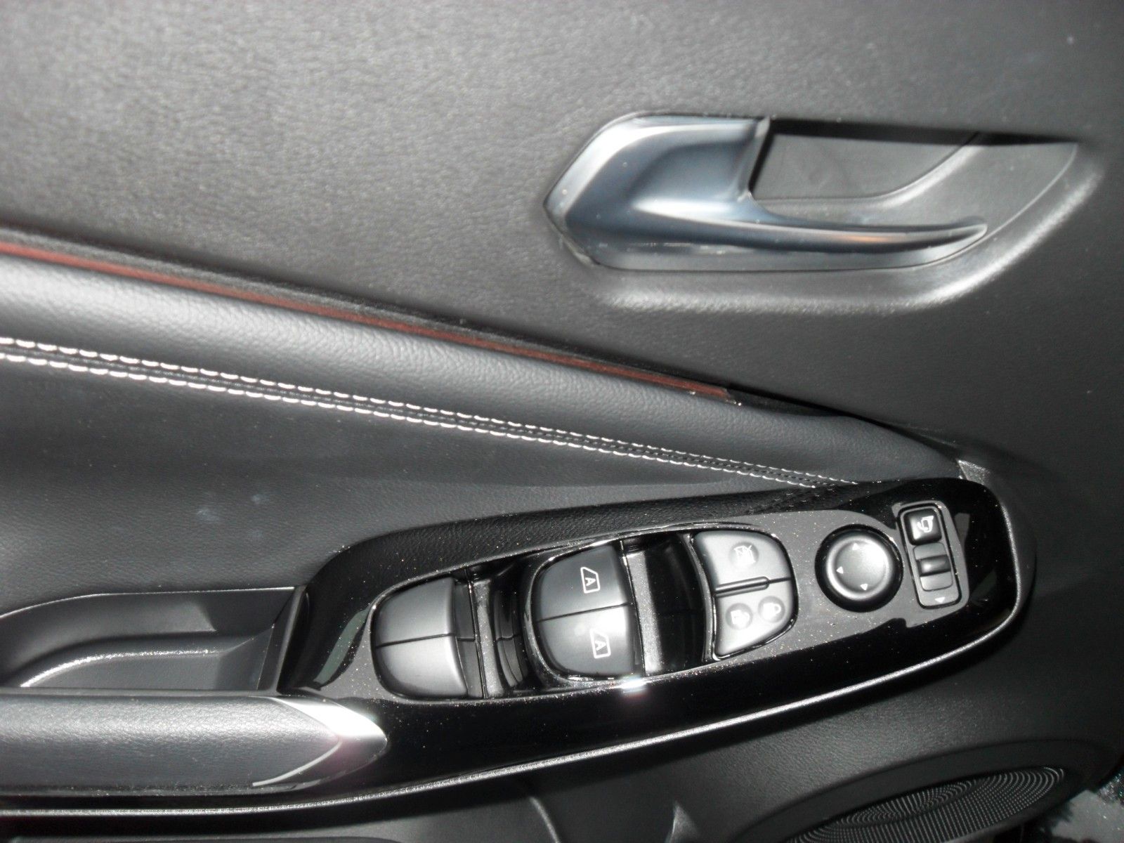 Fahrzeugabbildung Nissan Juke 1,0 DIG Tekna AT | WP | 360° | NCN