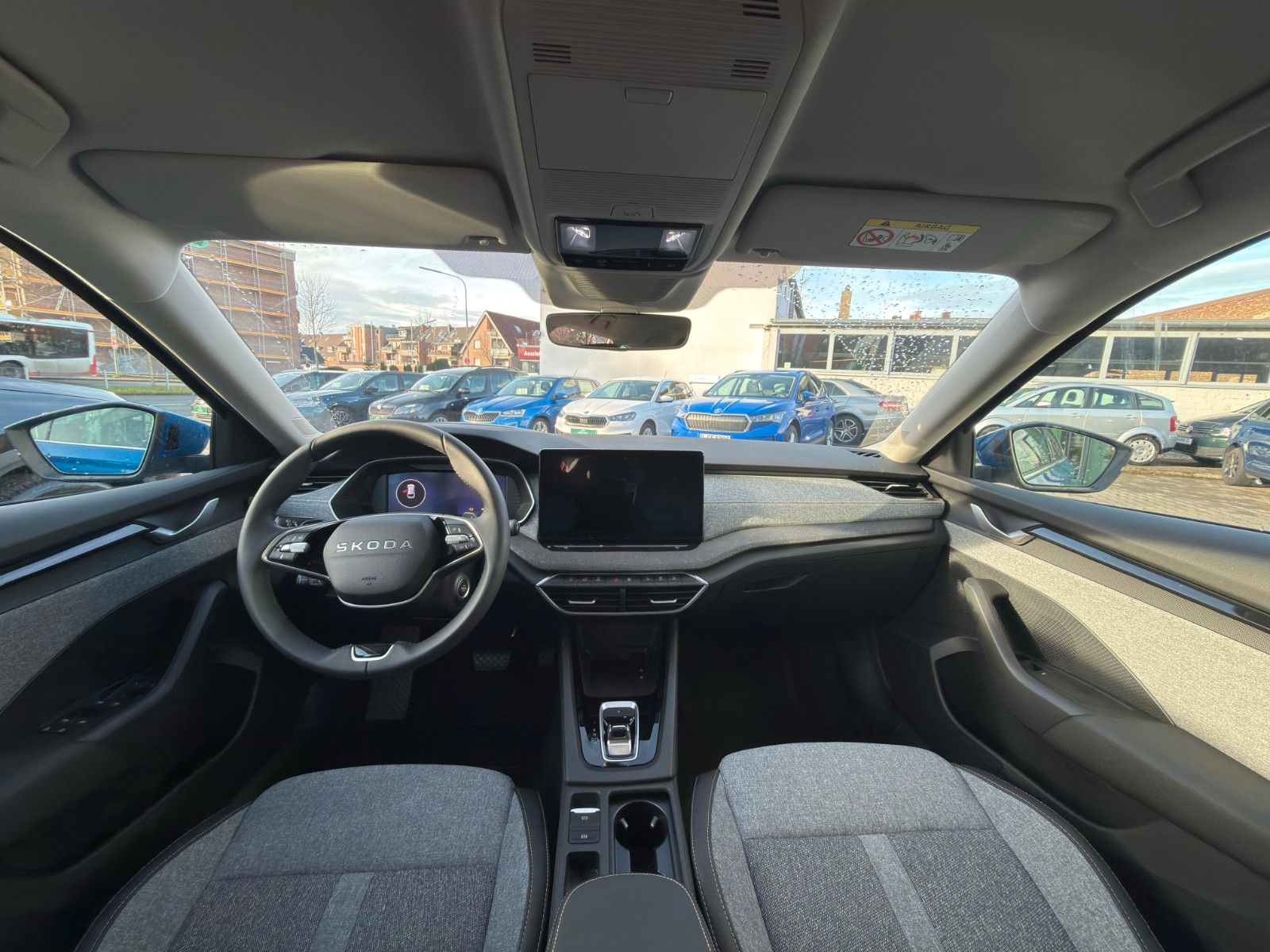 Fahrzeugabbildung SKODA Octavia Combi Balance 1,5 TSI mHEV 110 kW 7-Gang