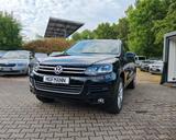 Volkswagen Touareg V6 TDI BMT 3.0 TDI 245 PS Lüft 2 Hand - Volkswagen Gebrauchtwagen in Erlangen