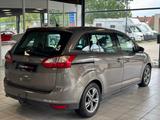 Ford Grand C-Max 1.6 CDTI · AHK · SZH · - Ford Grand C-Max mit Diesel-Antrieb
