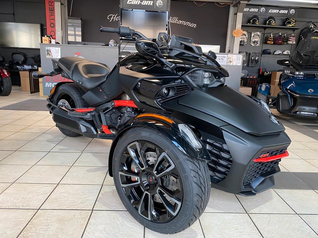 Can-Am Spyder F3-S Modell mit Carplay-Display