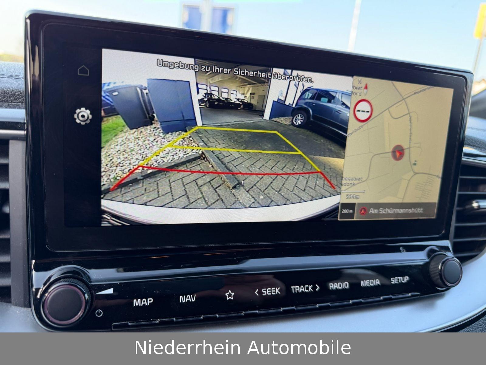 Kia pro cee'd / ProCeed