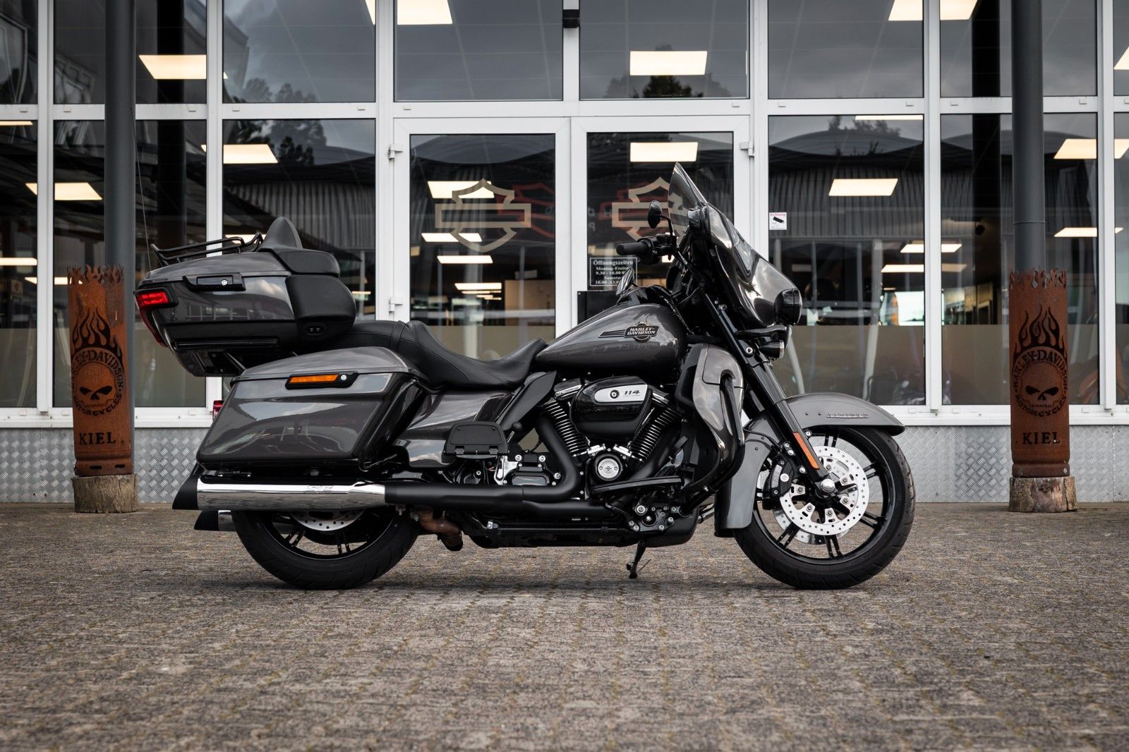 Fahrzeugabbildung Harley-Davidson Ultra Limited FLHTK - Screaming Eagle -