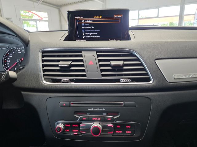 AUDI Q3 — Foto 23