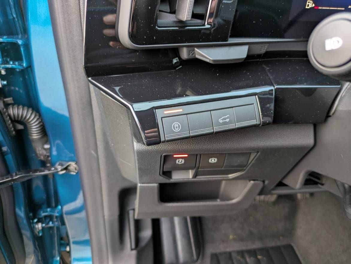Fahrzeugabbildung Renault Austral Techno Full Hybrid E-Tech 200