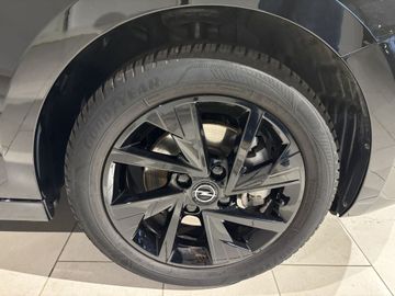 Fotografie 4 des Opel Corsa 1.2 Direct Injection Turbo GS