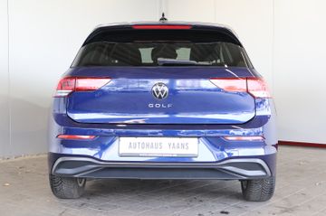Volkswagen Golf VIII 2.0 TDI Life AID+ACC+LED+KAM+CARPLAY