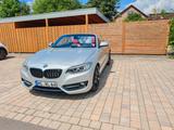 BMW 225d Steptronic Cabrio Vollausst. Sport Line - silberne BMW 225