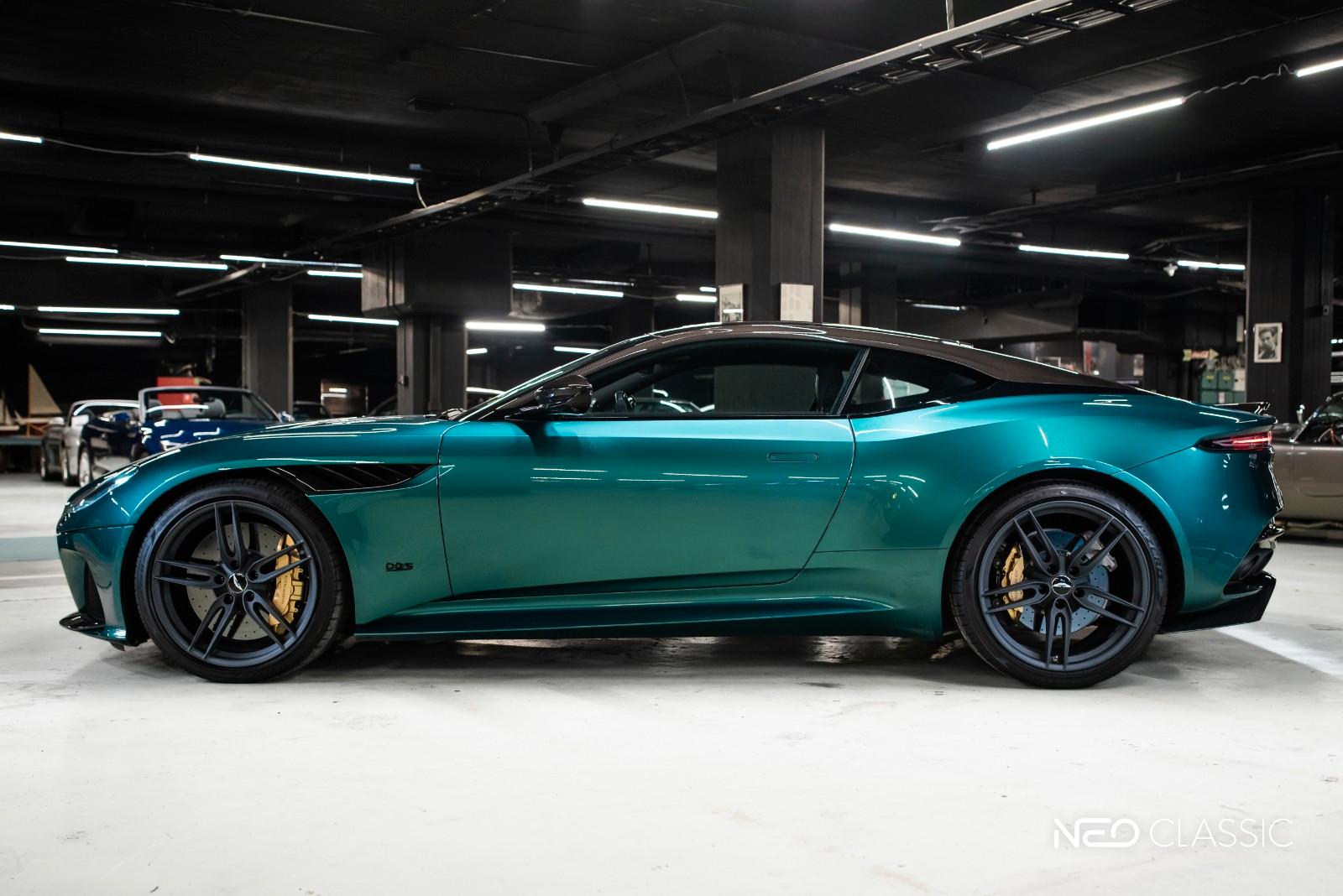 Aston Martin DBS 5.2 V12