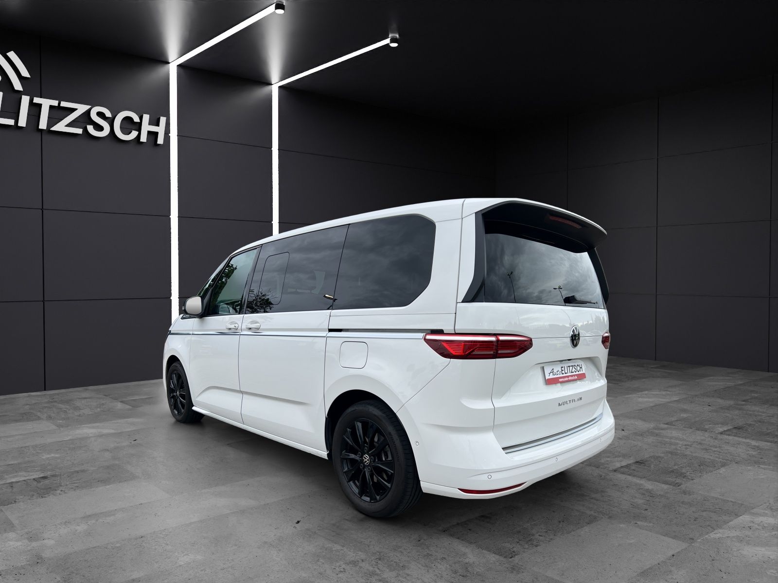 Fahrzeugabbildung Volkswagen T7 Multivan Style DSG TSI IQ-LED AHK H&K