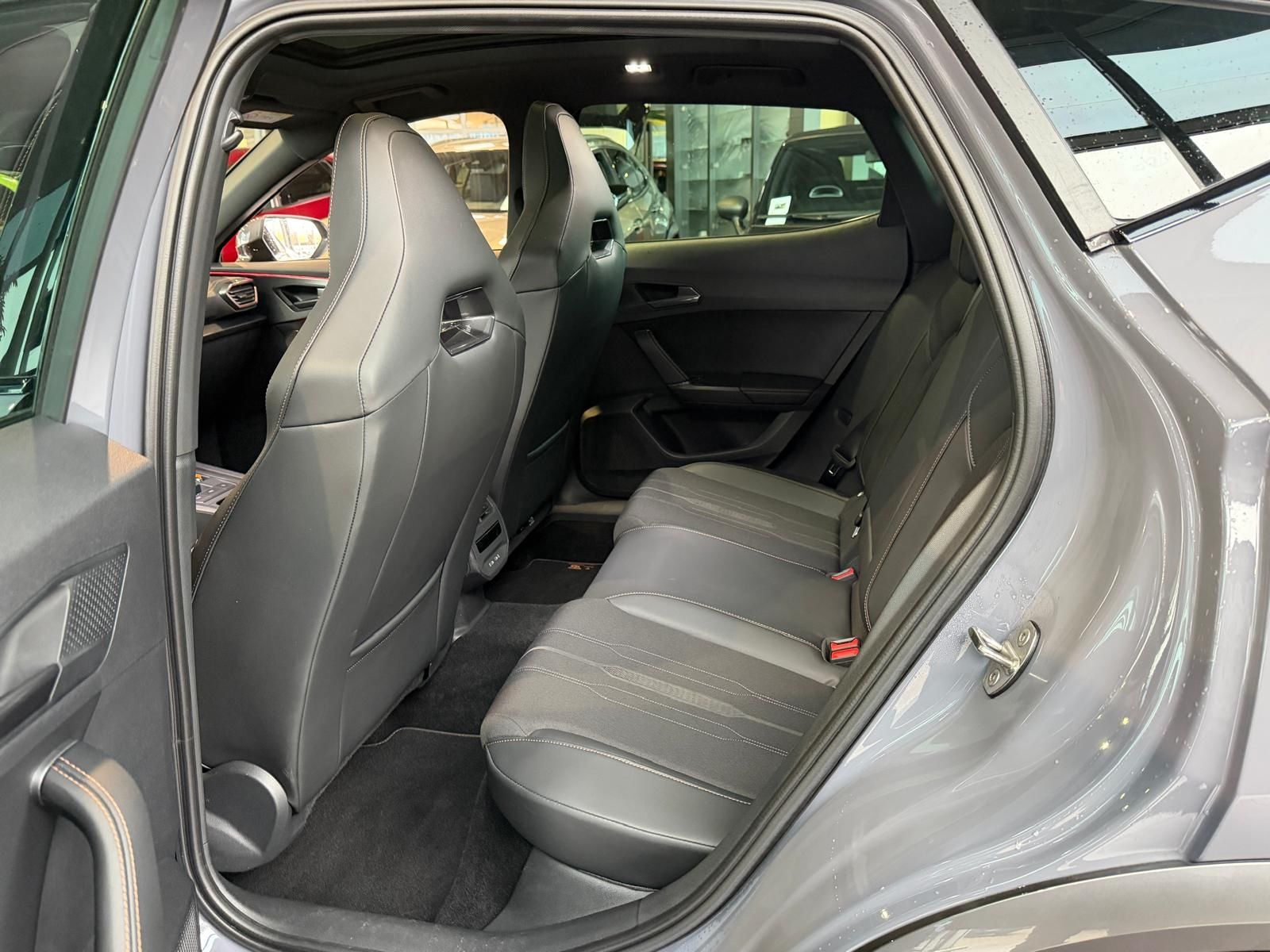 Fahrzeugabbildung CUPRA Formentor VZ e-Hybrid PANO LED NAV SHZ 19"