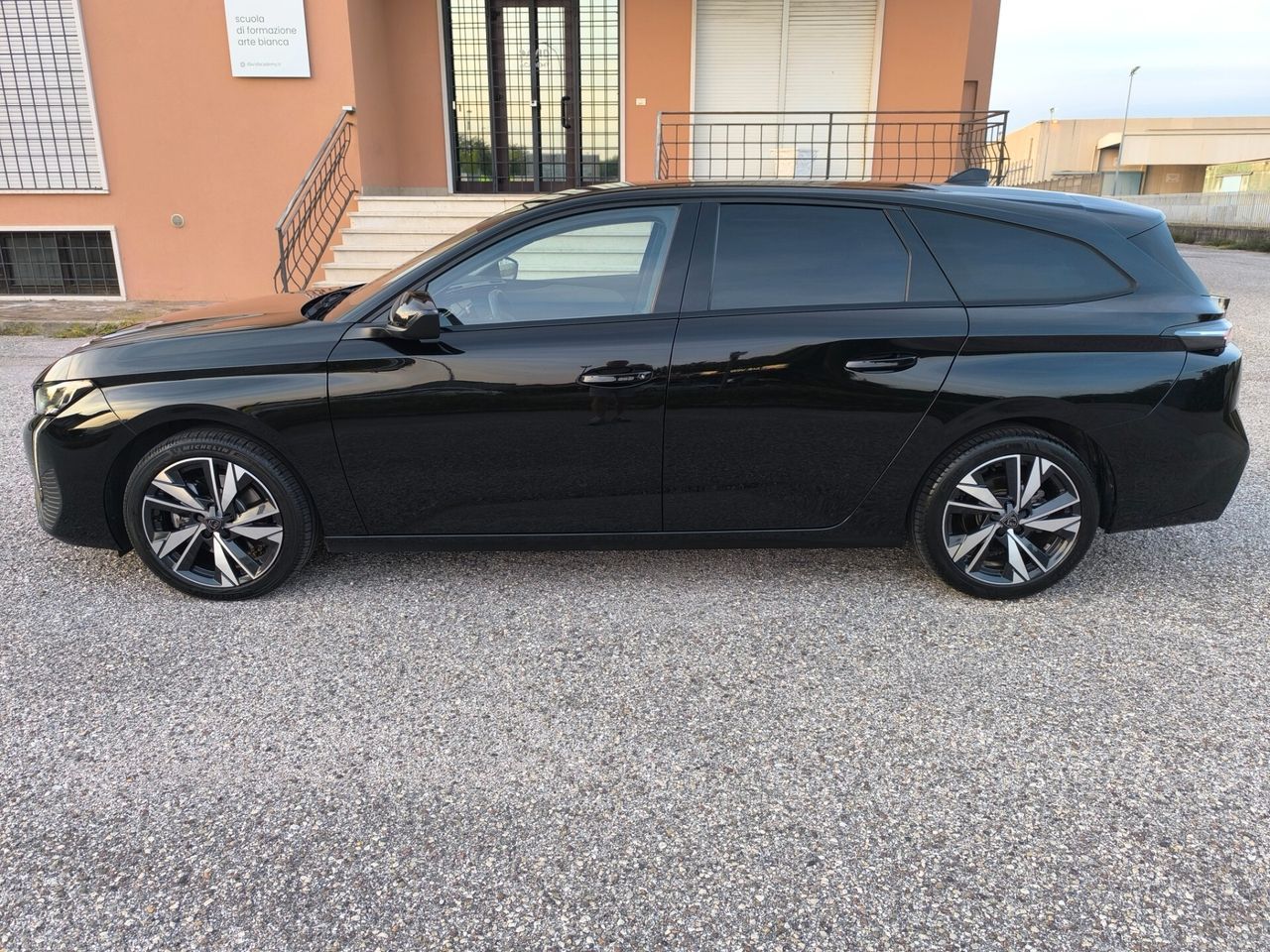 Other Peugeot 308 BlueHDi 130 S&S EAT8 SW Allure Pack