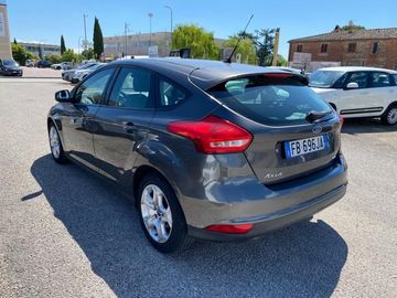Ford Focus - 4