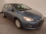 Opel Astra J Lim. 5-trg. Selection *PDC*ERST 48 TKM* - Opel Astra Gebrauchtwagen in Lübeck