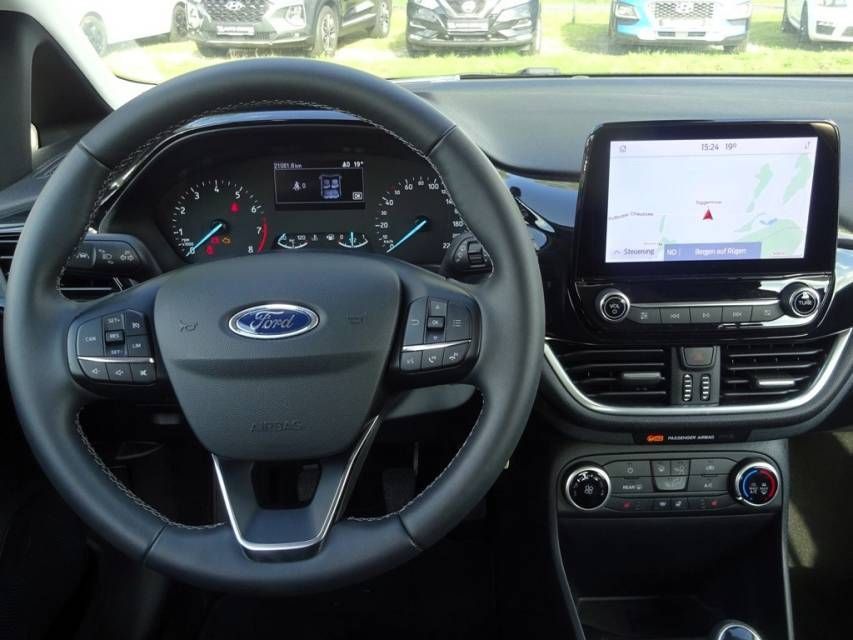 Fahrzeugabbildung Ford Fiesta  1.1 Cool & Connect ALW