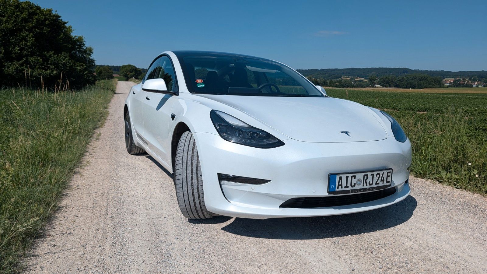 TESLA Model 3 LR / Long Range AWD Facelift 1. Hand
