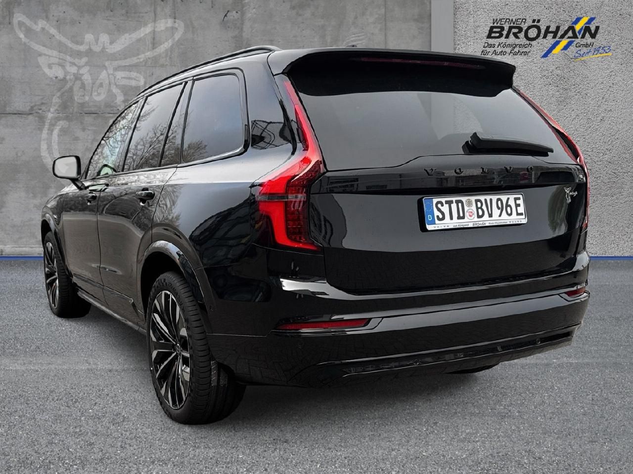 Fahrzeugabbildung Volvo XC90 T8 AWD Ultra Dark Plug-In Hybrid