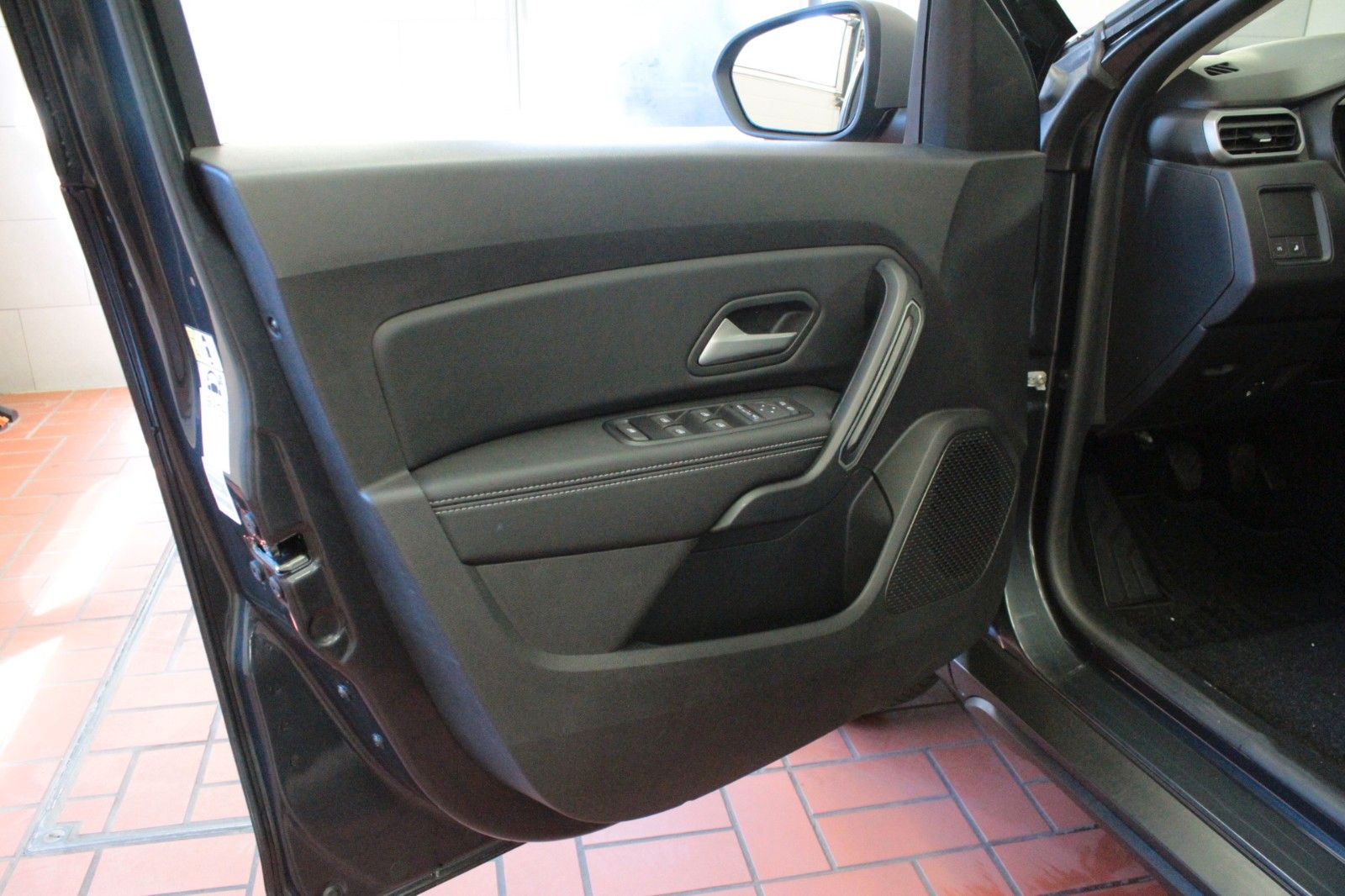 Fahrzeugabbildung Dacia Duster TCe 100 ECO-G Journey  LPG / Benzin